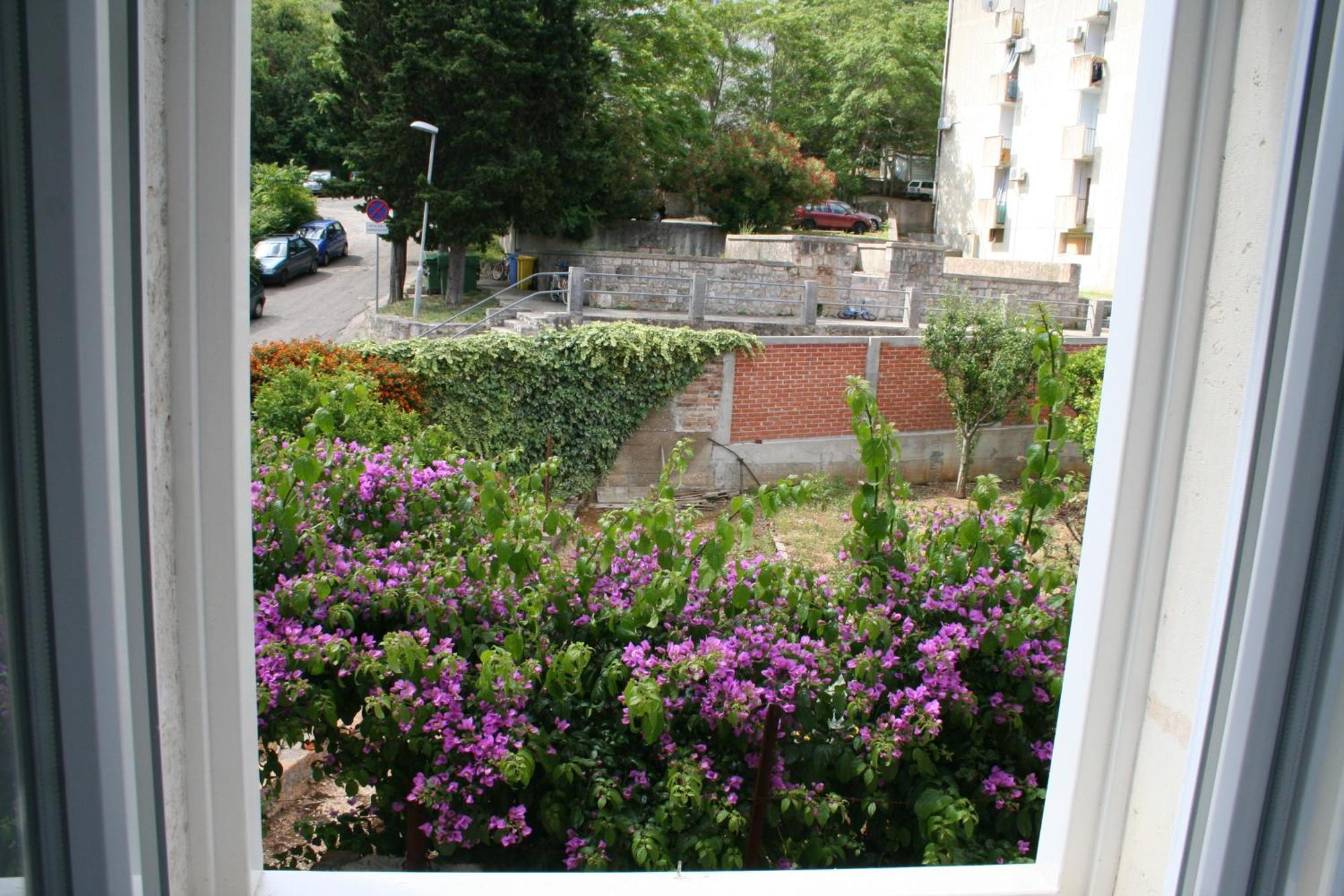 Holiday Home Isabella Віс Екстер'єр фото